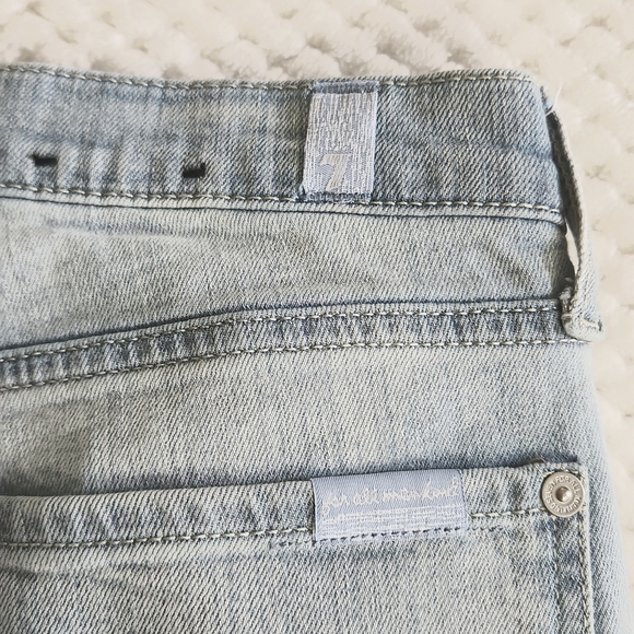 7 FOR ALL MANKIND WOMENS JEANS.  SIZE 26 LIGHT BLUE RAW HEM - Picture 6 of 15